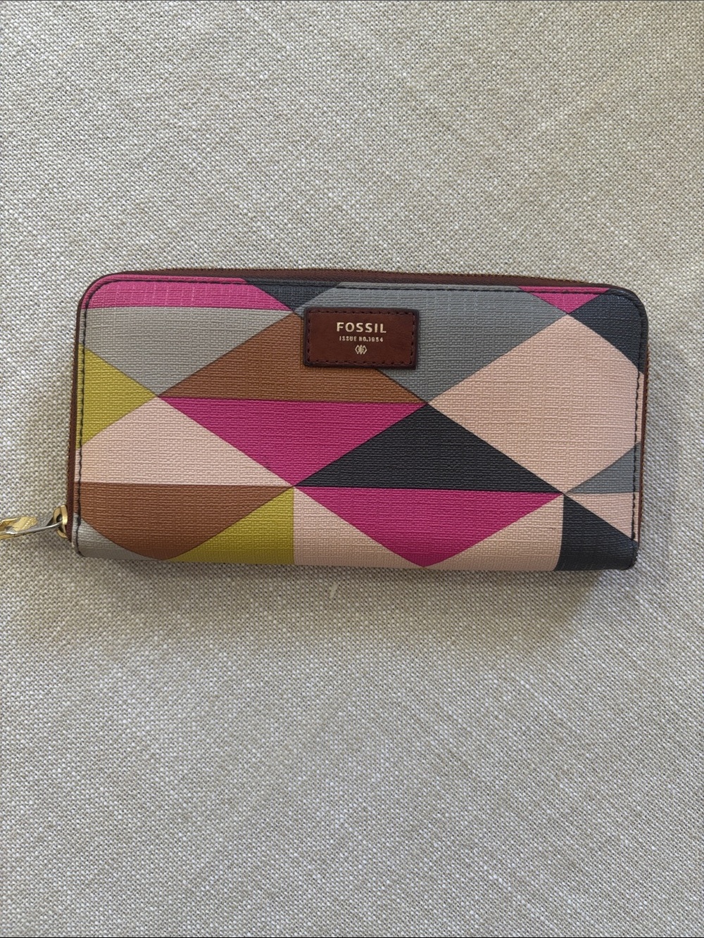 Fossil Pink Black Brown Geometric Zip Wallet